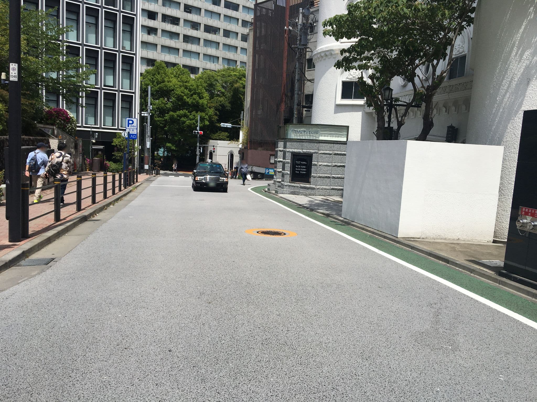 Street view near ホテルシャンティ赤坂, Akasaka — © musashino5 (CC BY-SA · Mapillary)