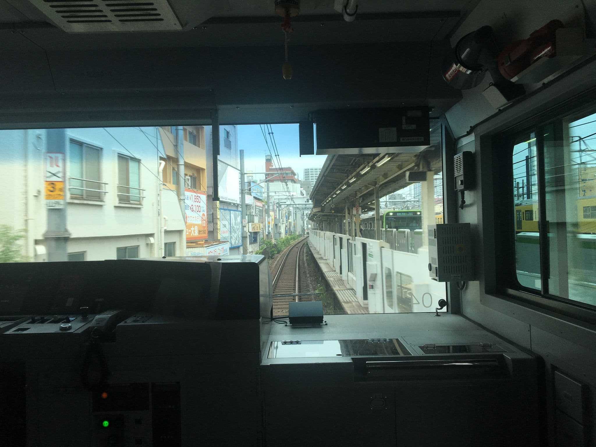 Street view near 新宿ノースホテル, Ōkubo — © musashino5 (CC BY-SA · Mapillary)