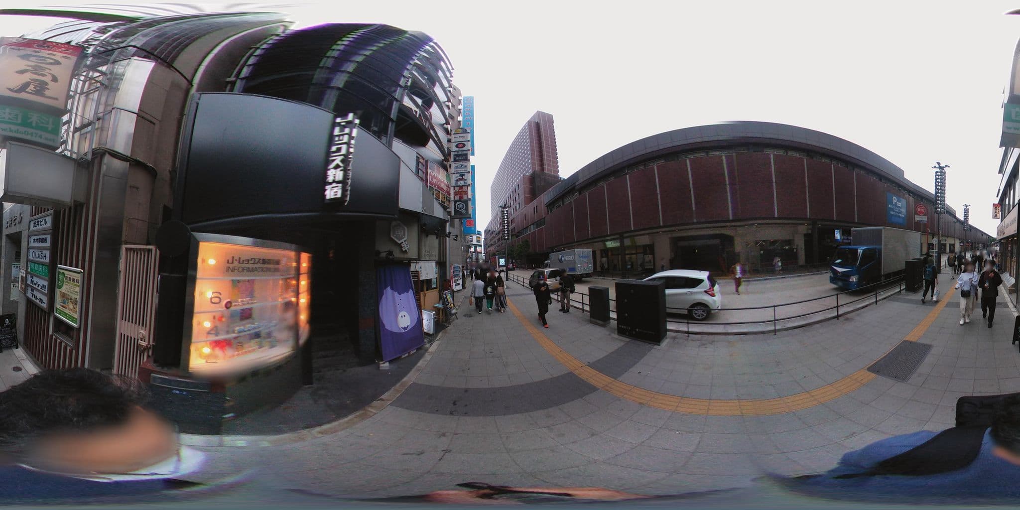 Street view near ホテルグリーンプラザ, Kabukicho — © jmmapiranger (CC BY-SA · Mapillary)