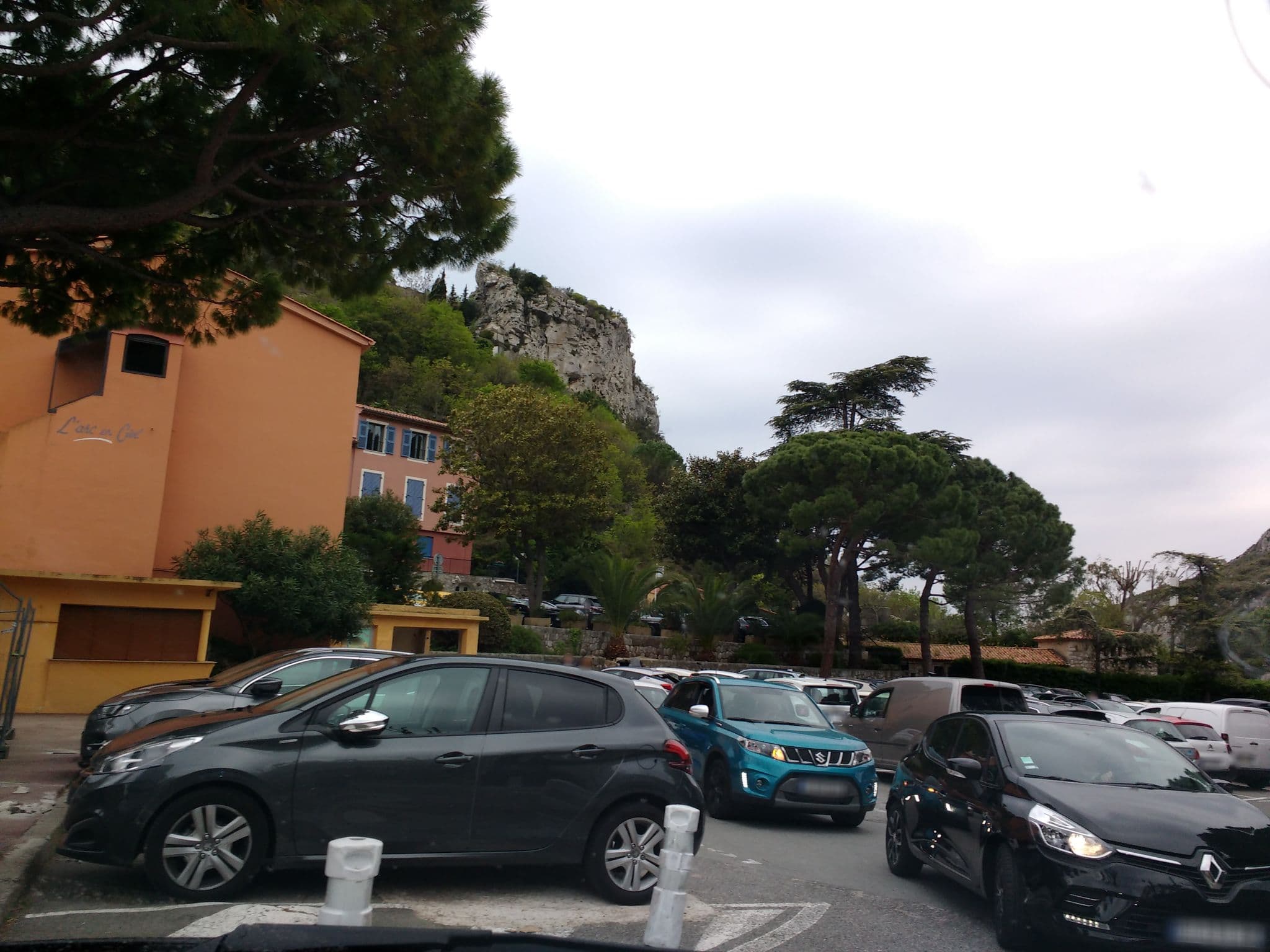 Street view near Arc En Ciel, Èze — © thetornado76 (CC BY-SA · Mapillary)