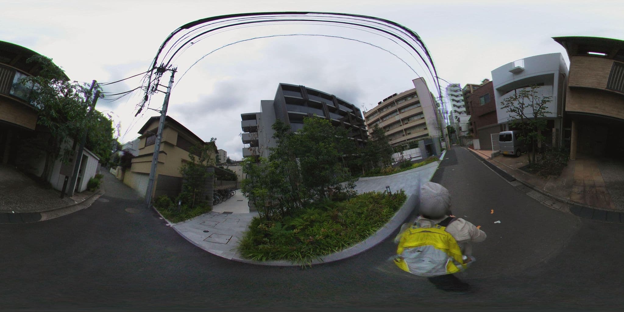 Street view near 外苑ホテル, Yotsuya — © mura (CC BY-SA · Mapillary)