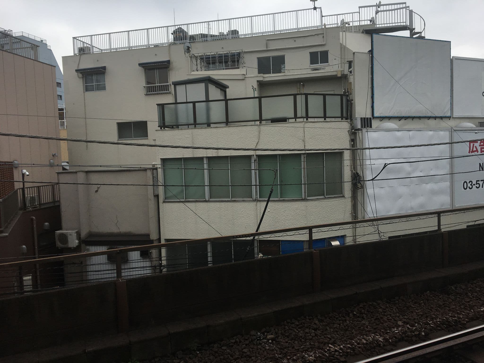 Street view near Holiday view inn, Ōkubo — © musashino5 (CC BY-SA · Mapillary)