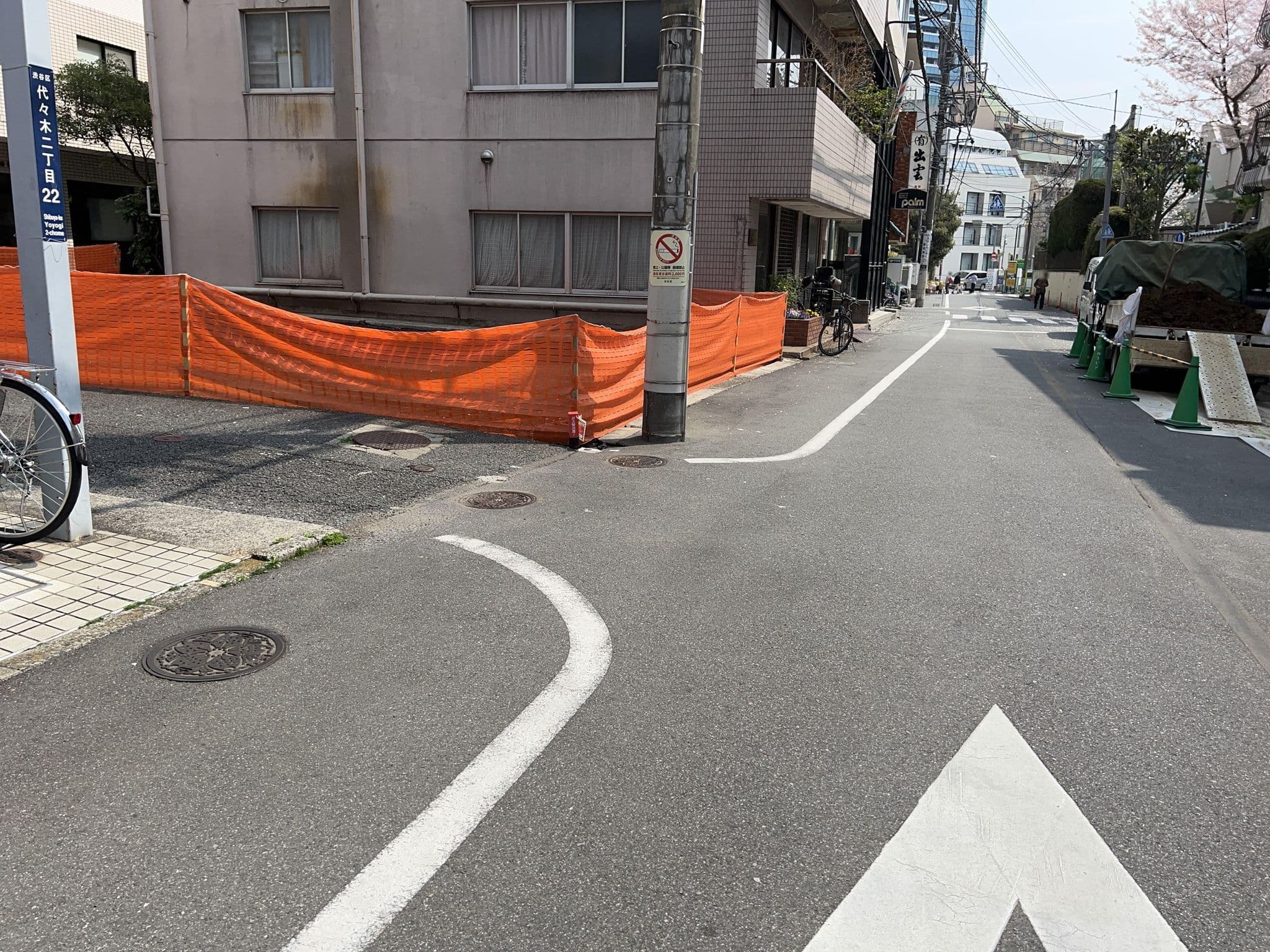 Street view near ホテル八田東京営業所, Tokyo — © Satsuka_Osaka (CC BY-SA · Mapillary)