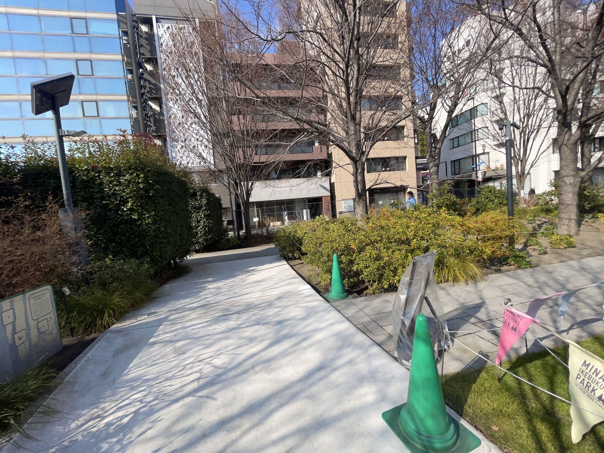 Street view near RAMSÉS SEVEN, Mejiro — © musashino5 (CC BY-SA · Mapillary)