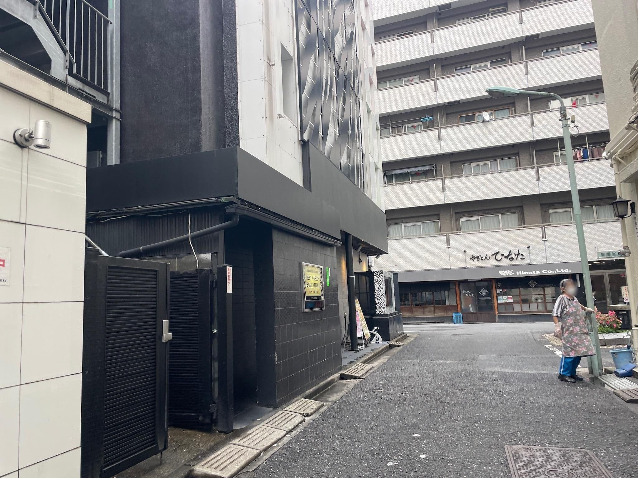Street view near ホテルファースト, Ikebukuro — © musashino5 (CC BY-SA · Mapillary)