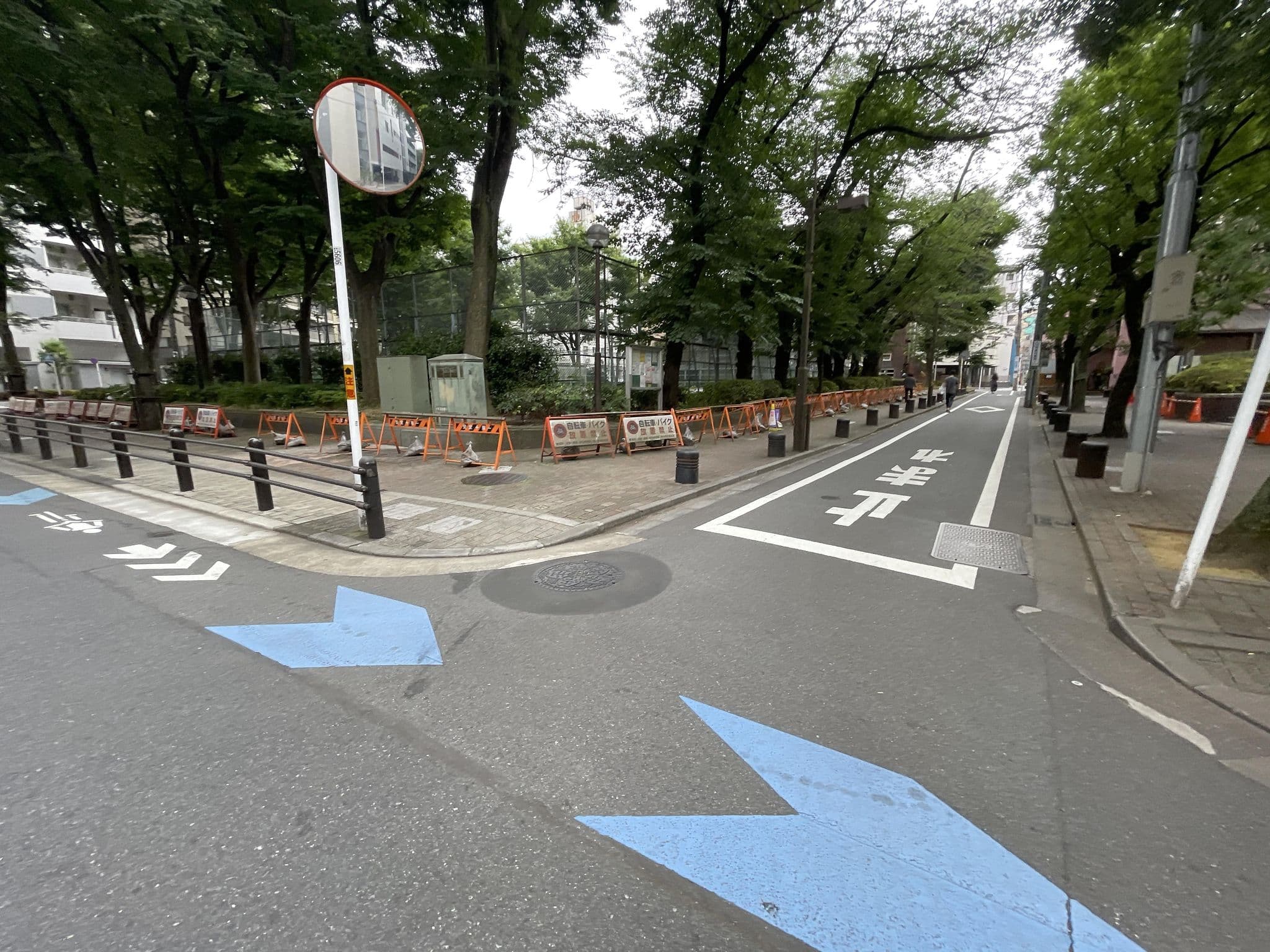 Street view near ウィークリーマンション池袋, Mejiro — © musashino5 (CC BY-SA · Mapillary)