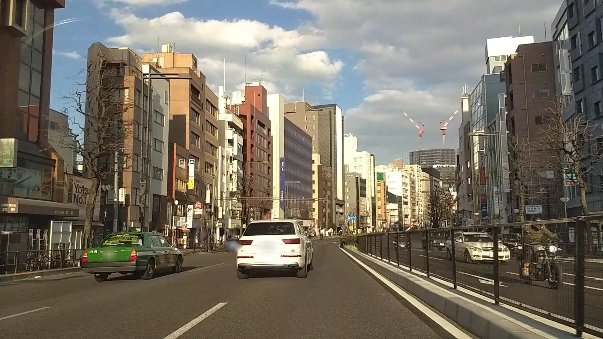 Street view near アルディラ四谷, Yotsuya — © drivephotograph (CC BY-SA · Mapillary)