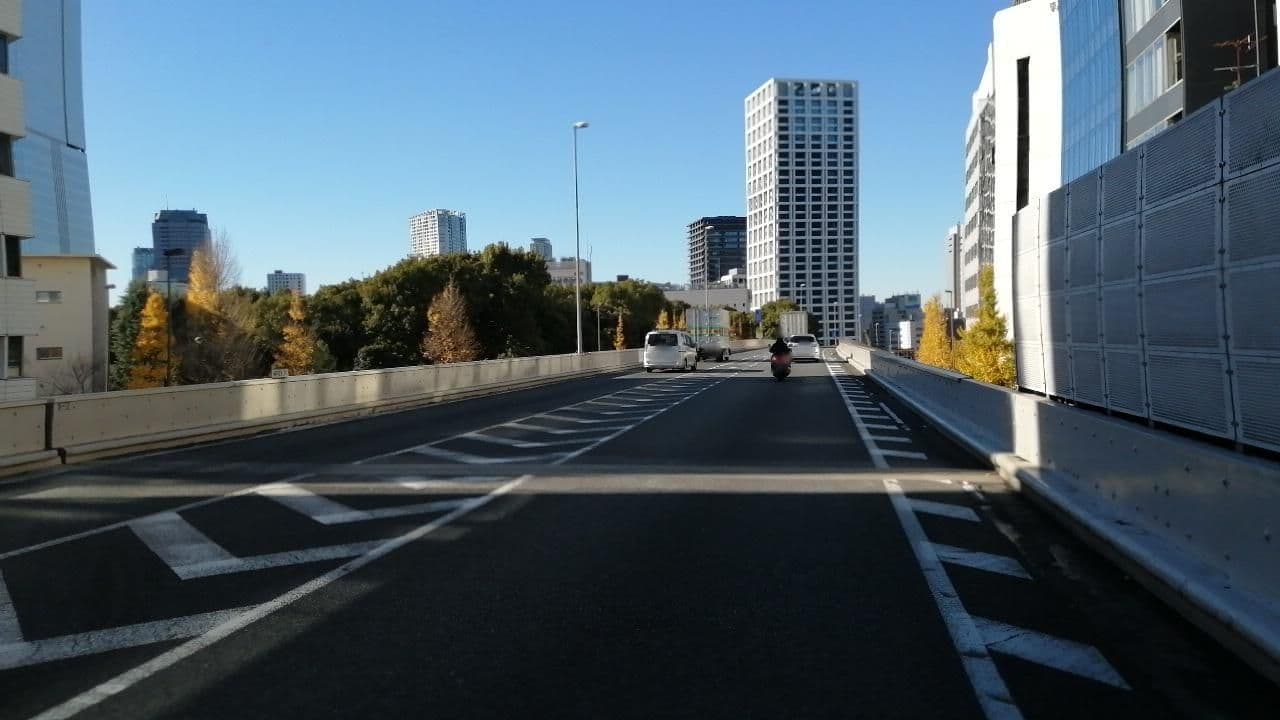 Street view near ザ・キタノホテル東京, Chiyoda — © nashitakahashi (CC BY-SA · Mapillary)