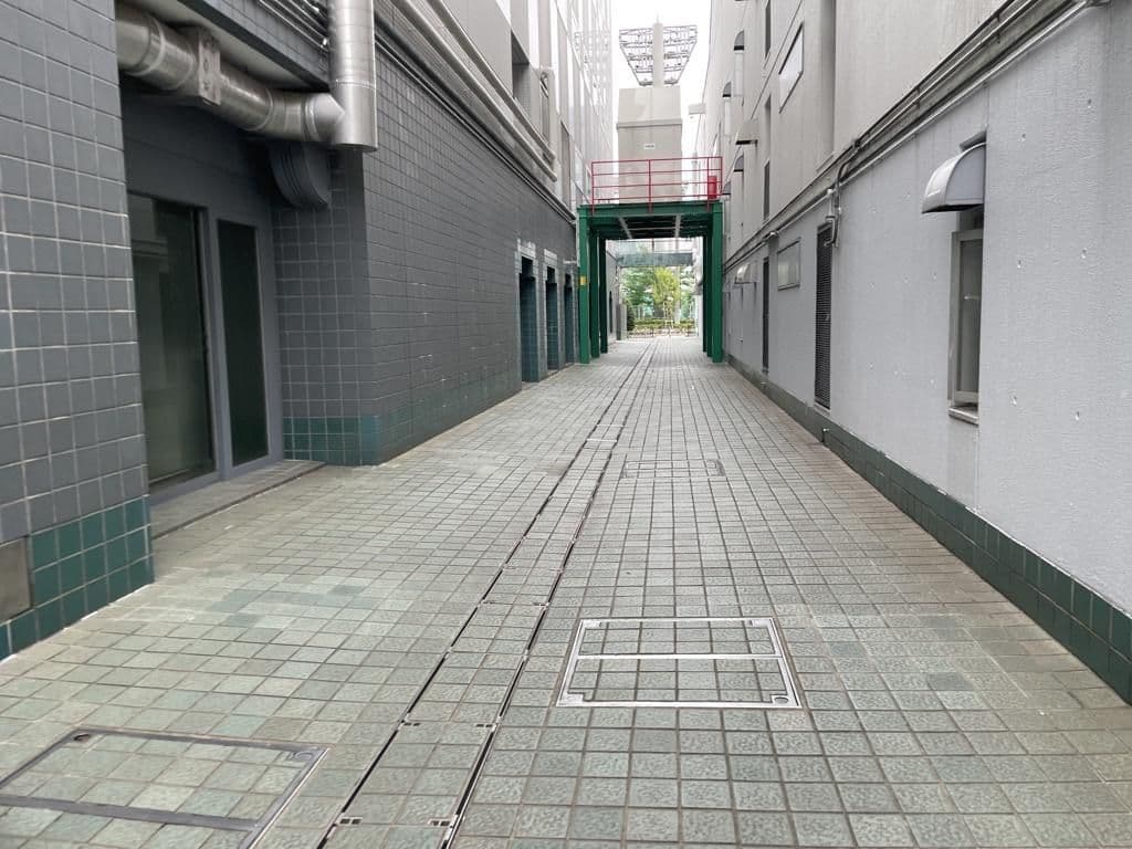 Street view near 後楽賓館 (後楽ガーデンホテル), Kōraku — © musashino5 (CC BY-SA · Mapillary)