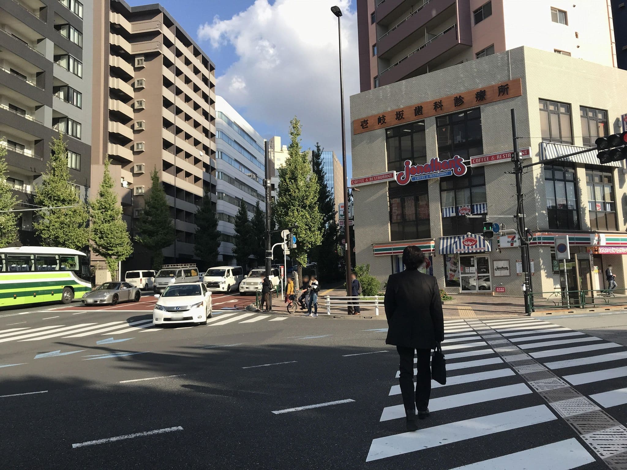 Street view near ワイン, Iidabashi — © musashino5 (CC BY-SA · Mapillary)