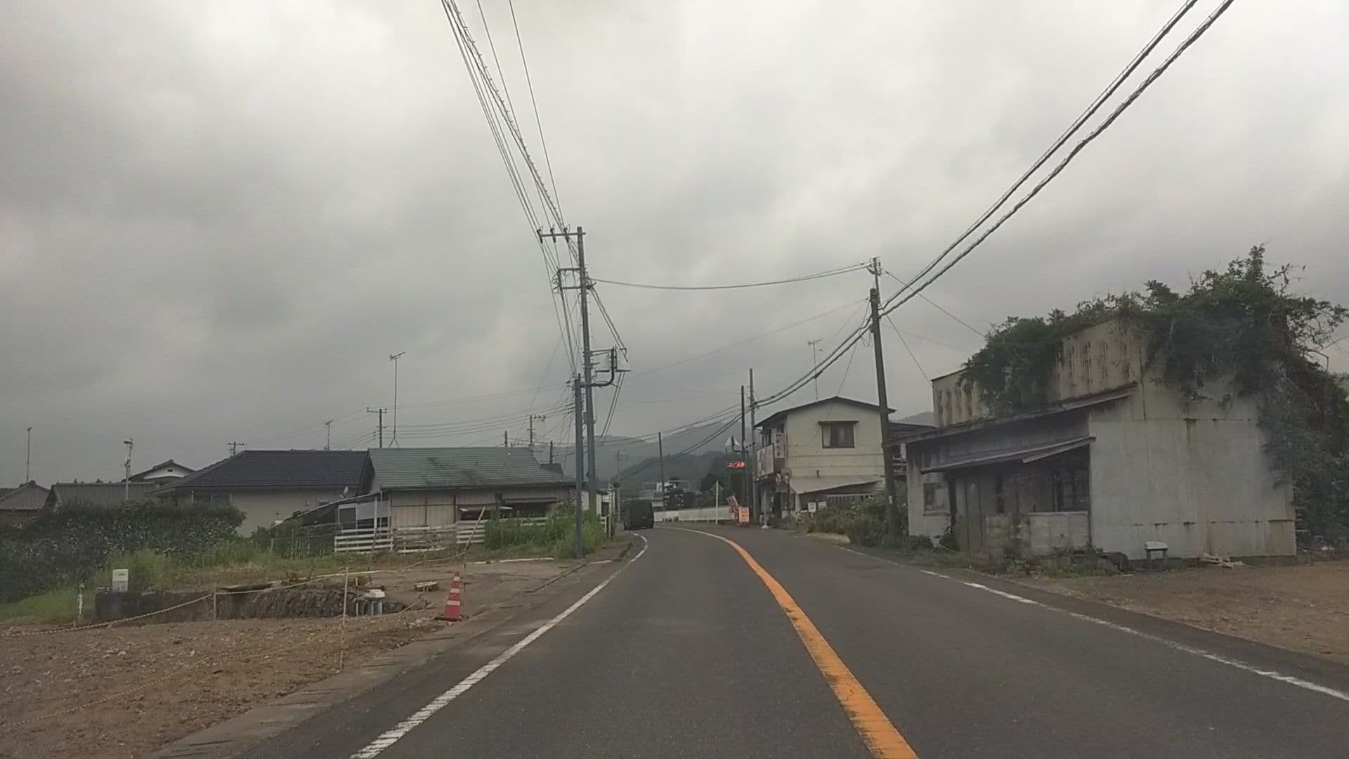 Street view near 春木屋旅館, Higashiemi — © drivephotograph (CC BY-SA · Mapillary)