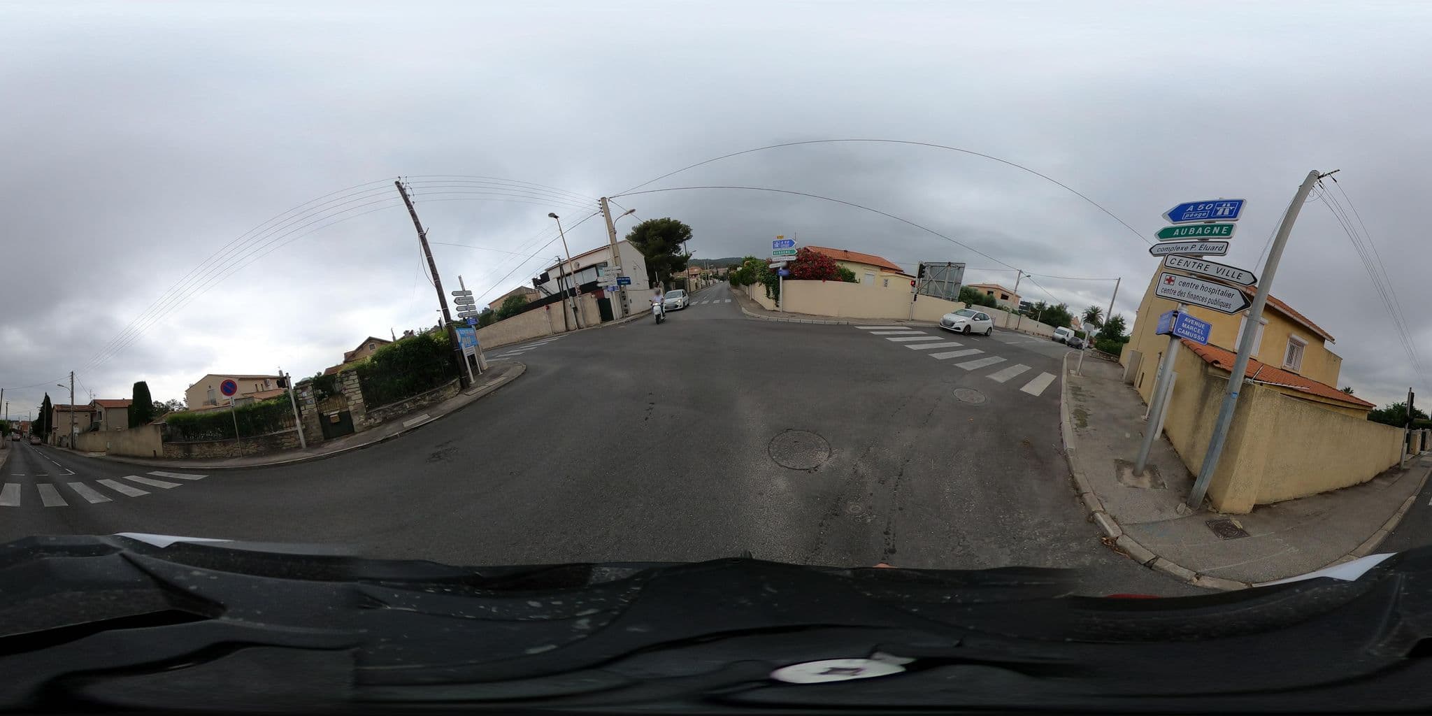 Street view near Casa Manuel 1, La Ciotat — © simon_geovelo (CC BY-SA · Mapillary)