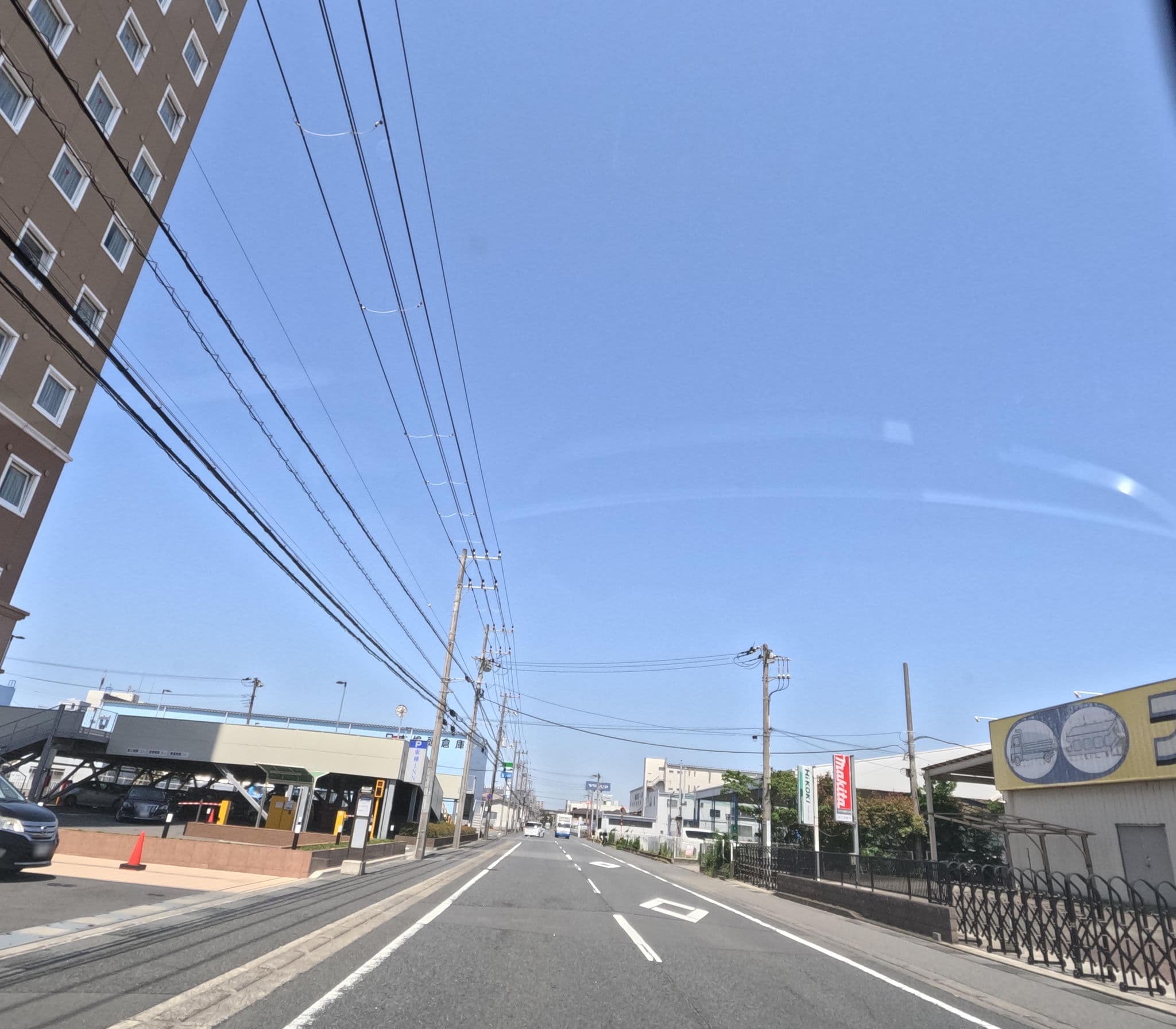 Street view near 東横イン 千葉幕張, Chiba — © rsnaru (CC BY-SA · Mapillary)