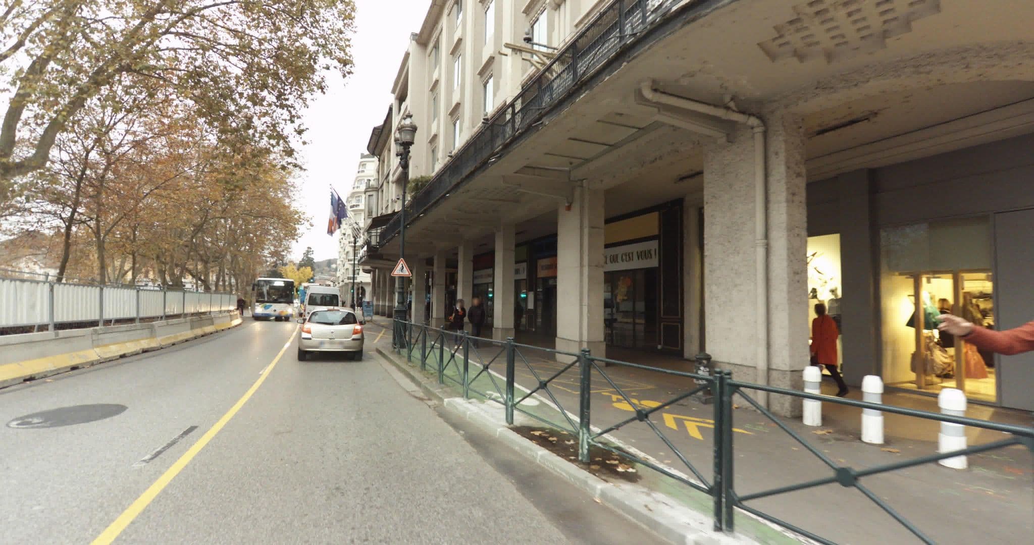Street view near Splendid Hôtel, Annecy — © sogefi (CC BY-SA · Mapillary)