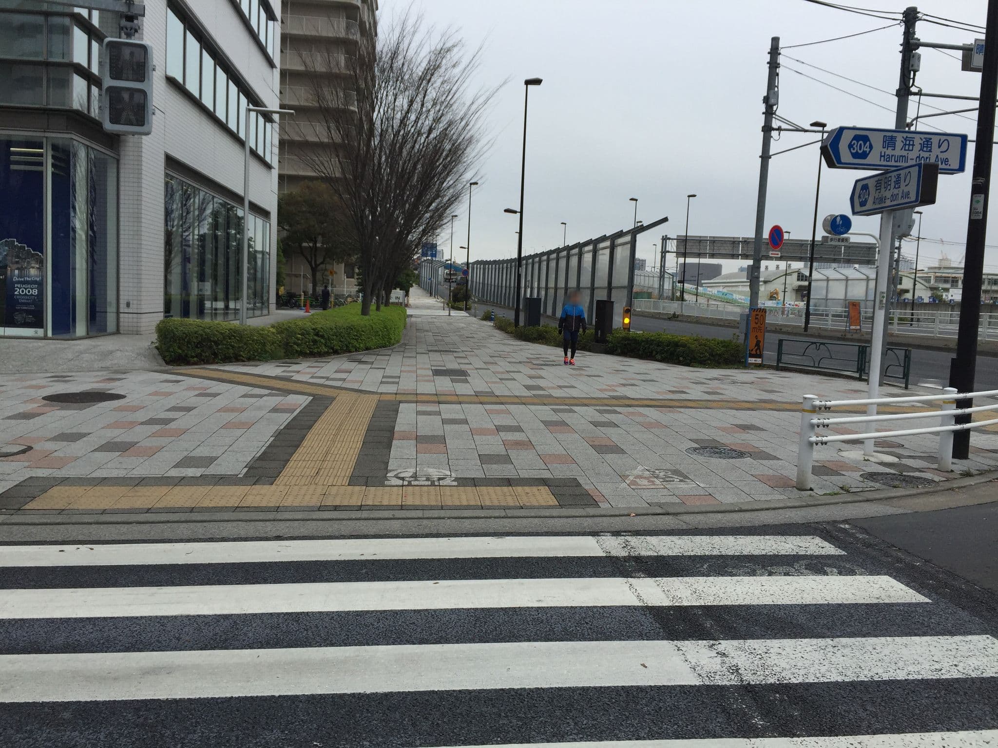 Street view near Tokyo Hotel Urashima, Kachidoki — © yaritsusozai (CC BY-SA · Mapillary)