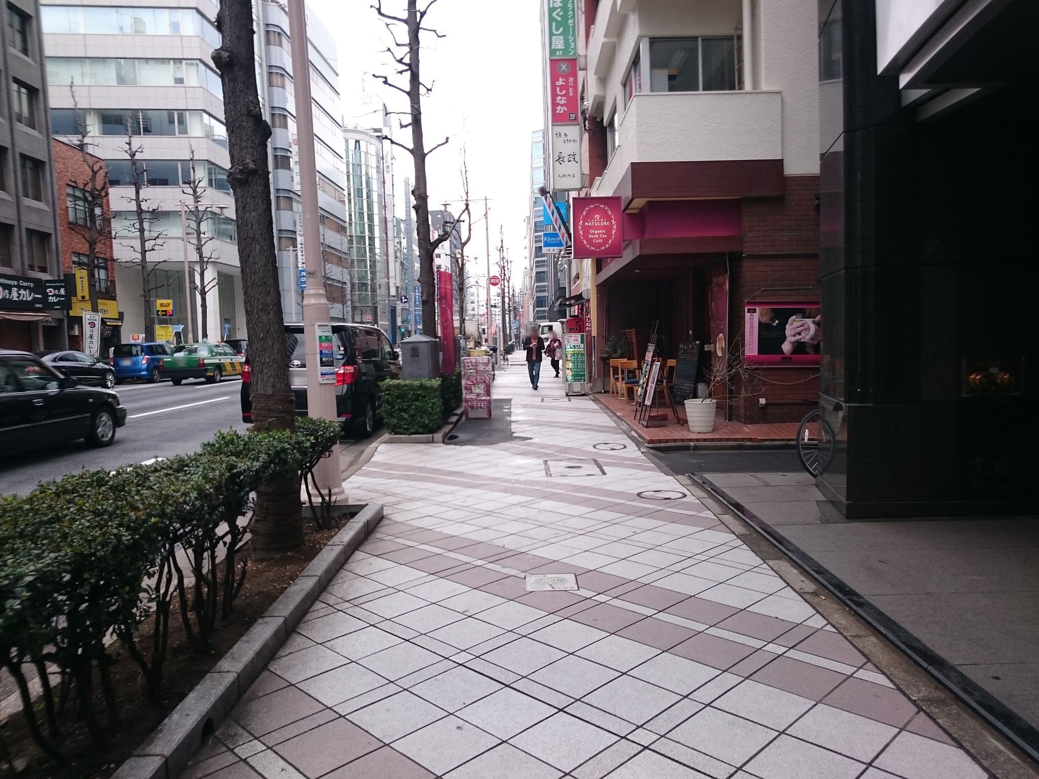 Street view near Dash Living Nihonbashi, Nihonbashi-bakurochō — © yaritsusozai (CC BY-SA · Mapillary)