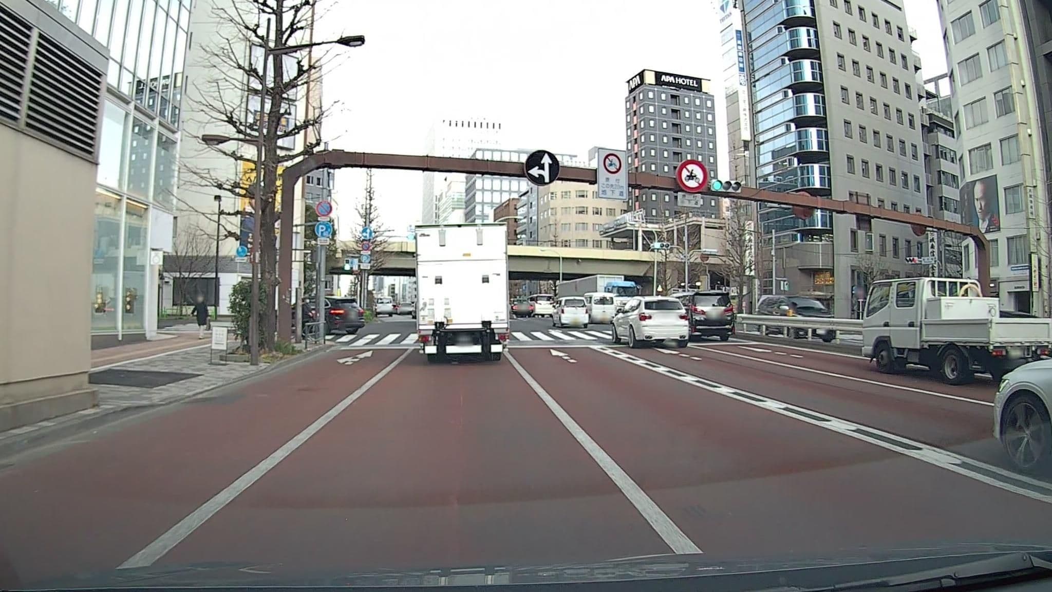 Street view near 東芸エンタテイメンツ, Ginza — © mzaki (CC BY-SA · Mapillary)