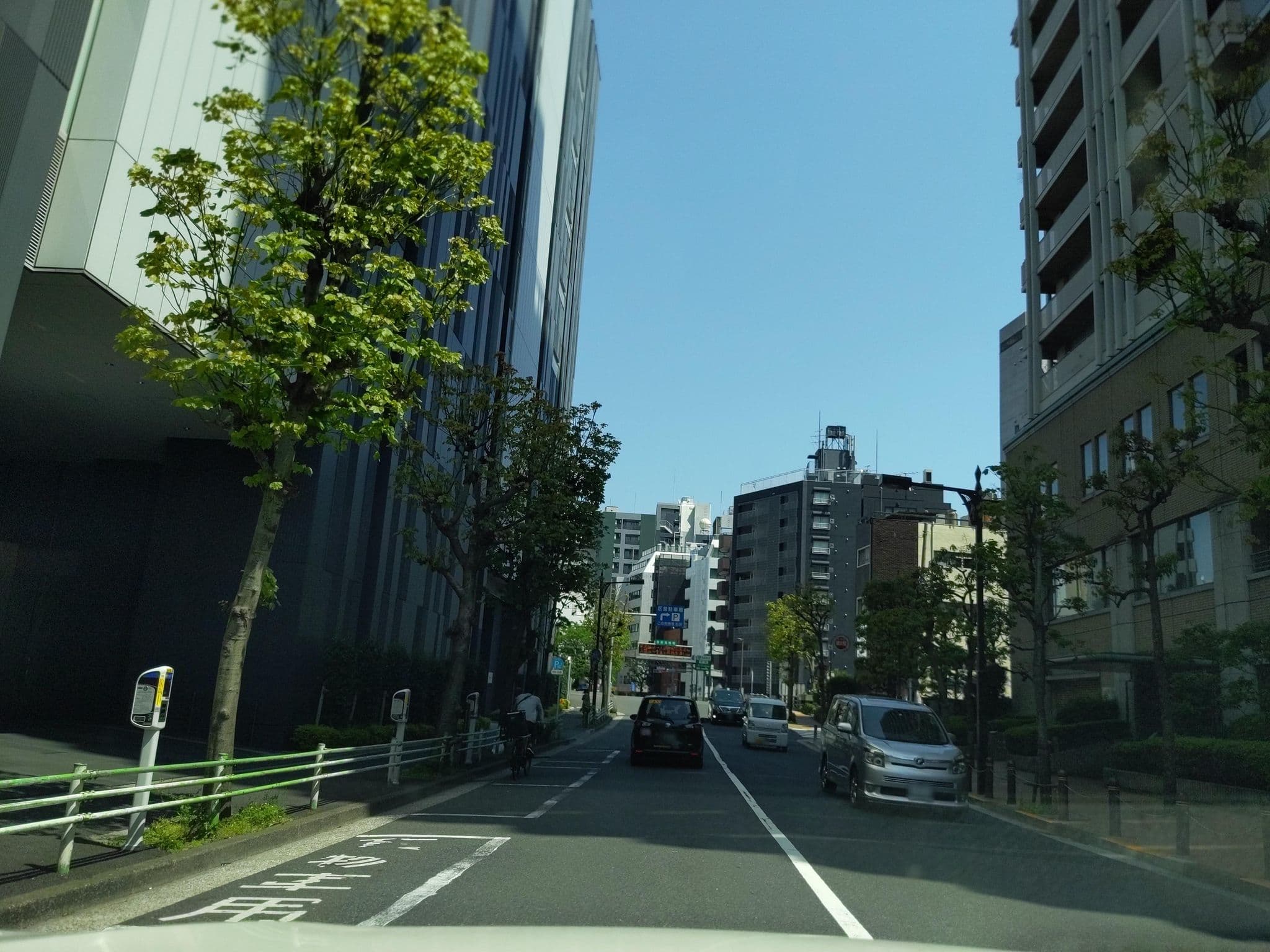 Street view near ホテル 銀座 ラフィナート, Hatchōbori — © marikocco (CC BY-SA · Mapillary)
