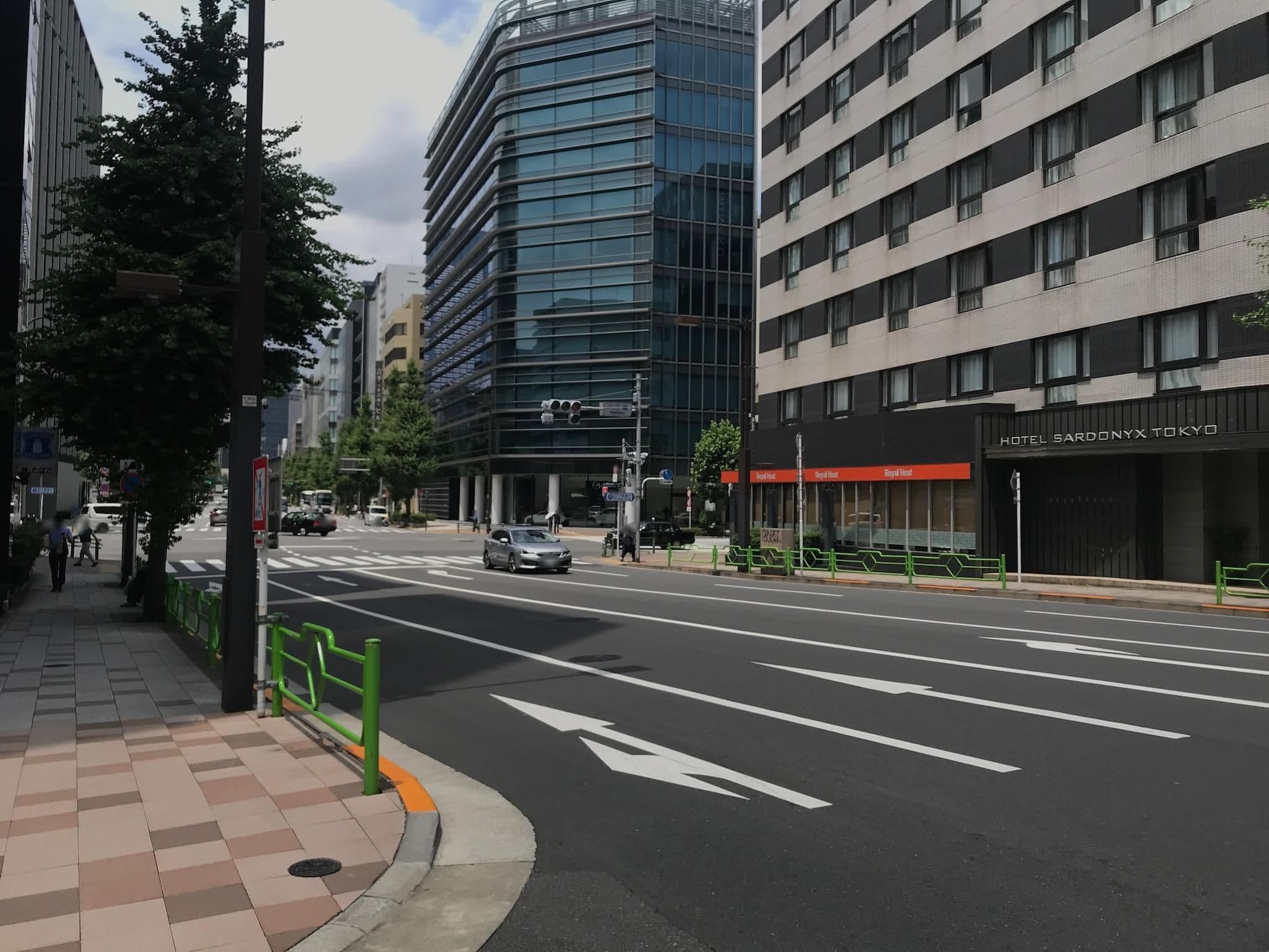 Street view near ホテルサードニクス東京, Nihonbashi-Kayabachō — © musashino5 (CC BY-SA · Mapillary)