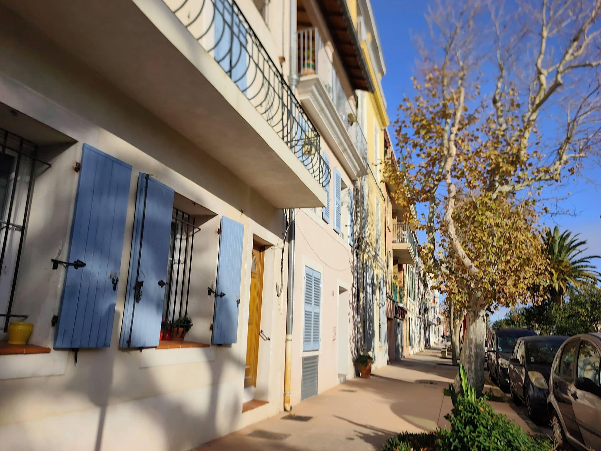 Street view near La Tartane, Martigues — © Duro (CC BY-SA · Mapillary)