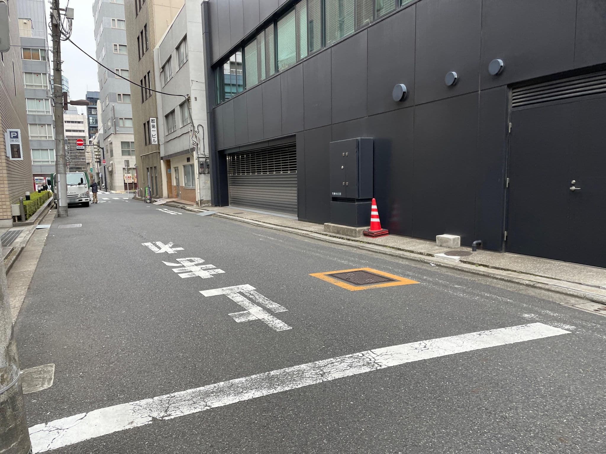 Street view near WANKER'S UNION, Kanda-awajichō — © musashino5 (CC BY-SA · Mapillary)
