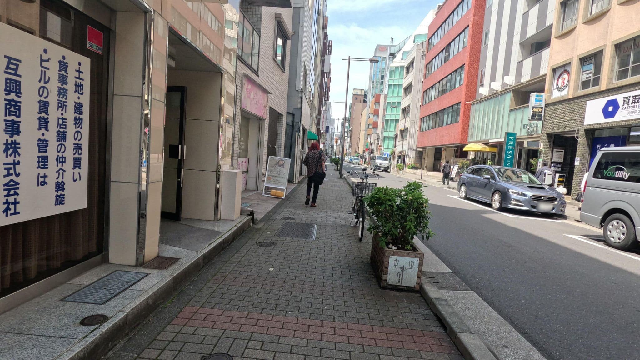 Street view near 相鉄フレッサイン 神田大手町, Kanda-awajichō — © alt9800 (CC BY-SA · Mapillary)