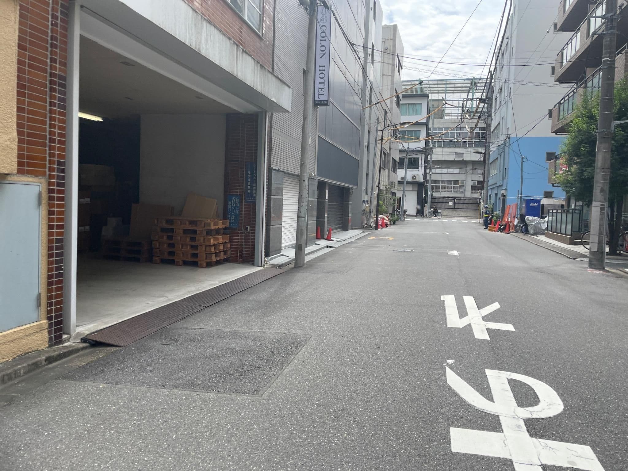 Street view near コロンホテル, Ueno — © musashino5 (CC BY-SA · Mapillary)