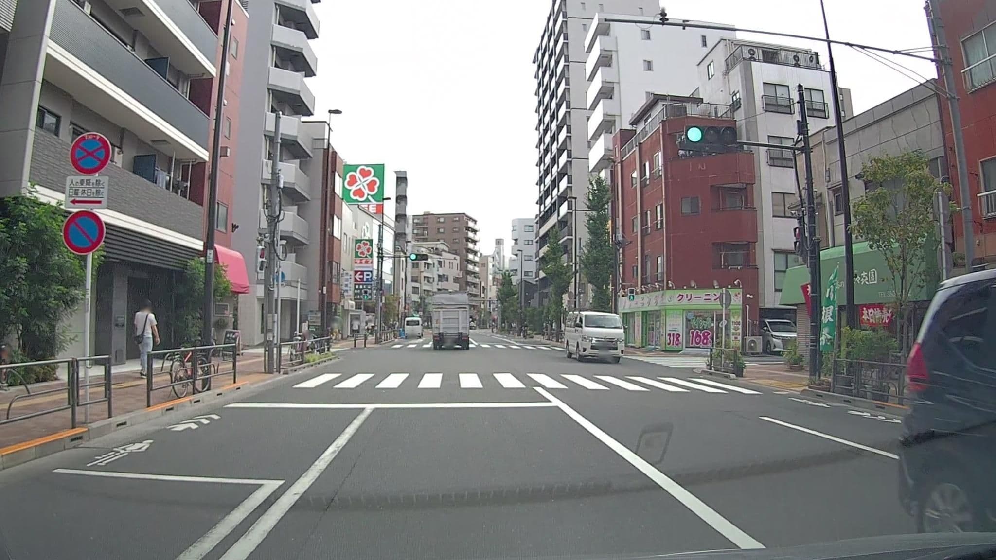 Street view near The Micro Museum Hostel上野, Iriya — © mzaki (CC BY-SA · Mapillary)