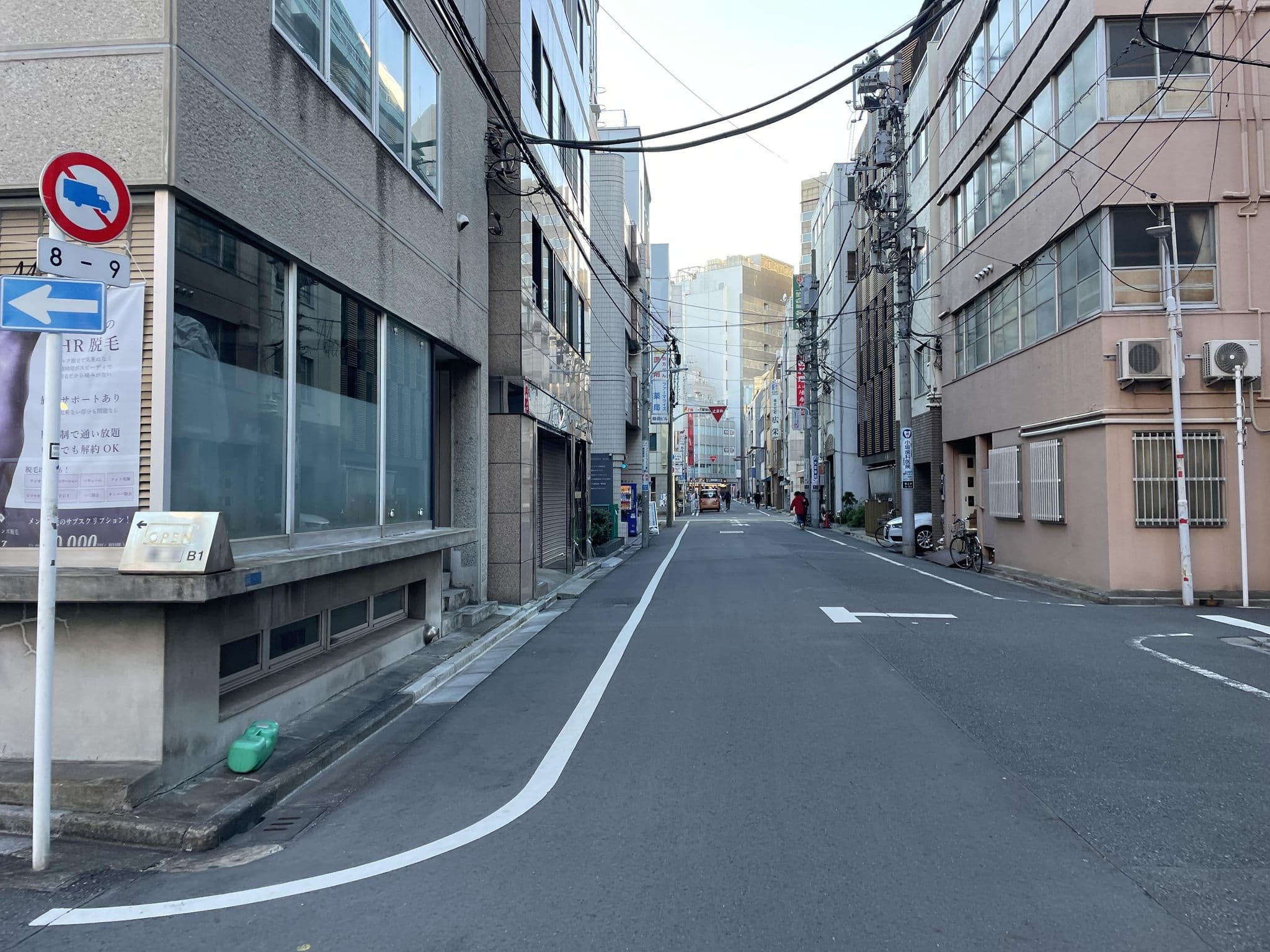 Street view near 上野ハウス, Taito — © musashino5 (CC BY-SA · Mapillary)