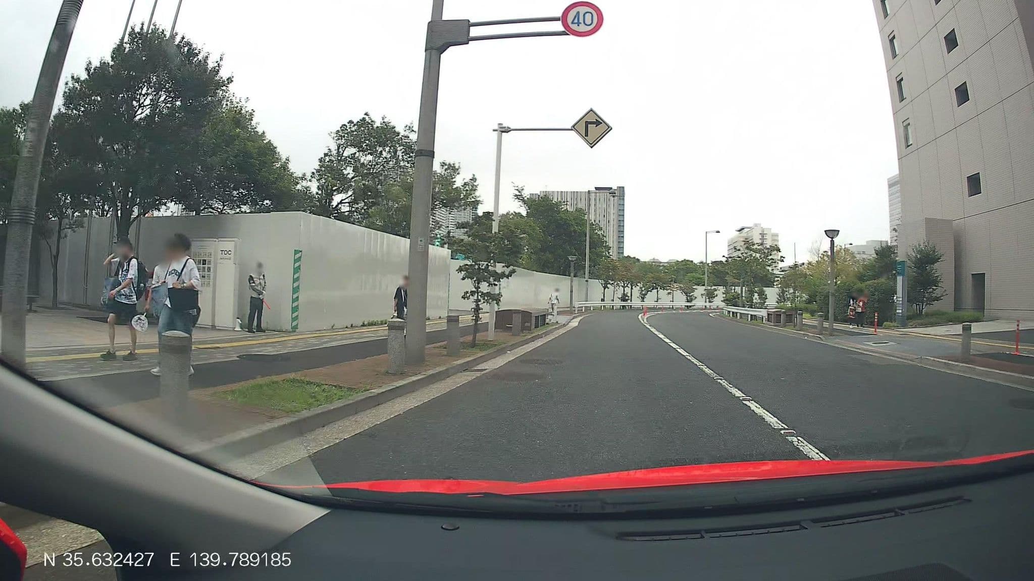 Street view near 相鉄グランドフレッサ 東京ベイ有明, Daiba — © mitz (CC BY-SA · Mapillary)