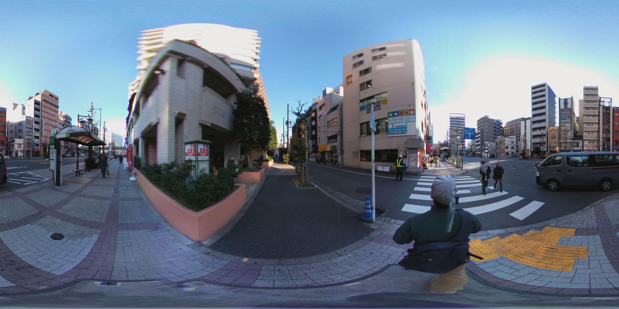 Street view near 両国ビューホテル, Higashi-nihombashi — © mura (CC BY-SA · Mapillary)