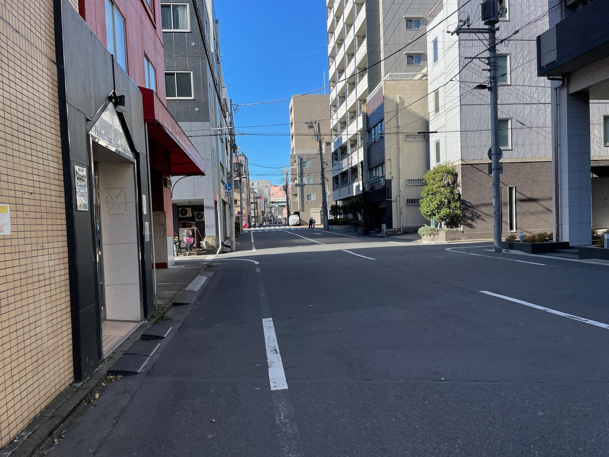 Street view near Hostel Inn Tokyo Ryogoku, Kuramae — © musashino5 (CC BY-SA · Mapillary)