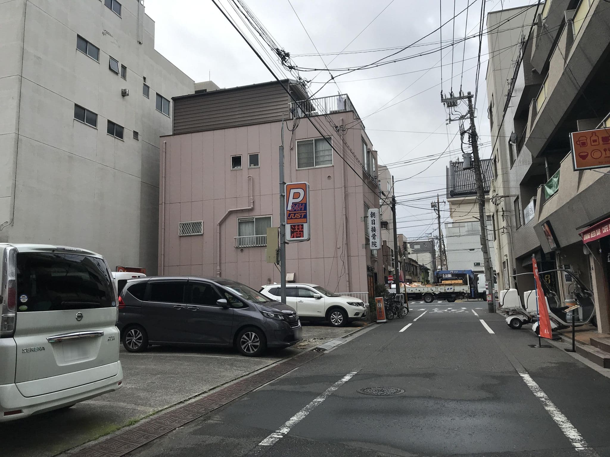 Street view near ビジネス旅館 竹乃家, Yokokawa — © musashino5 (CC BY-SA · Mapillary)