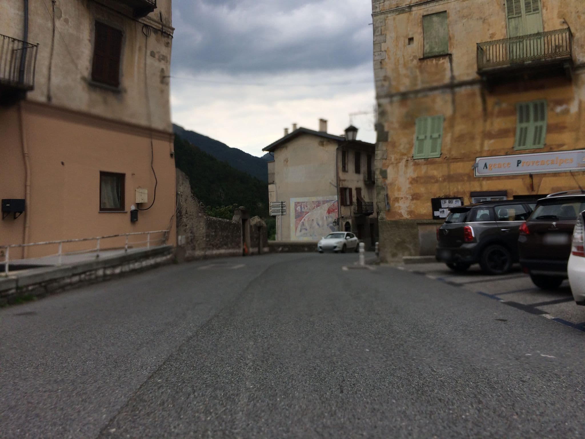 Street view near Hôtel du Centre, Tende — © cxc (CC BY-SA · Mapillary)