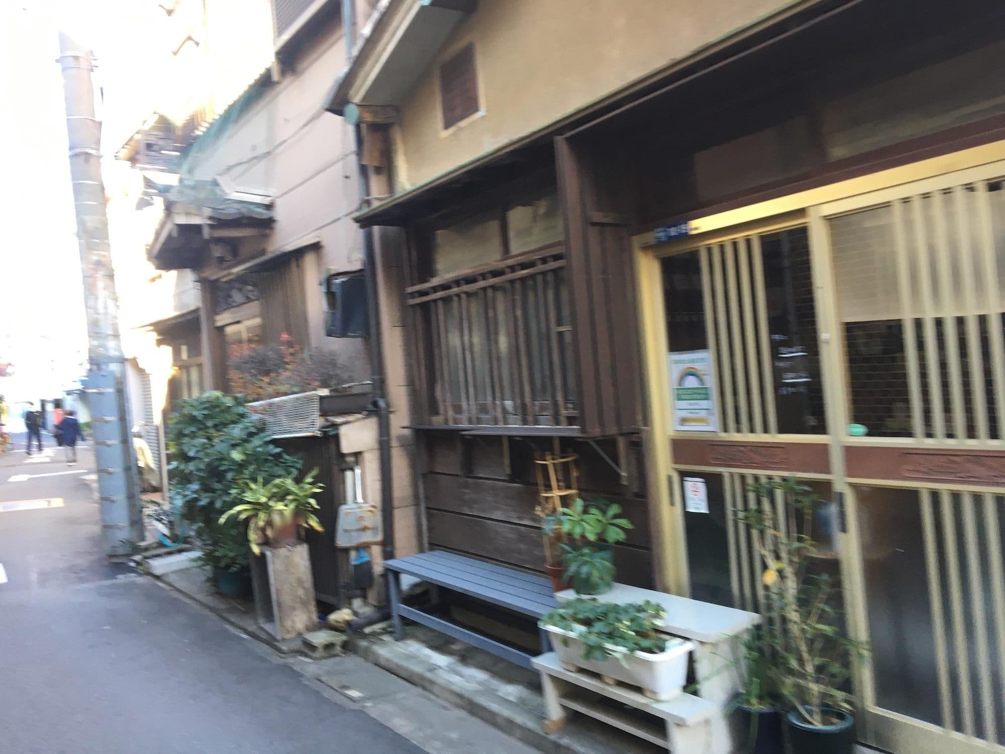 Street view near ホワイトハウス, Oshiage — © musashino5 (CC BY-SA · Mapillary)