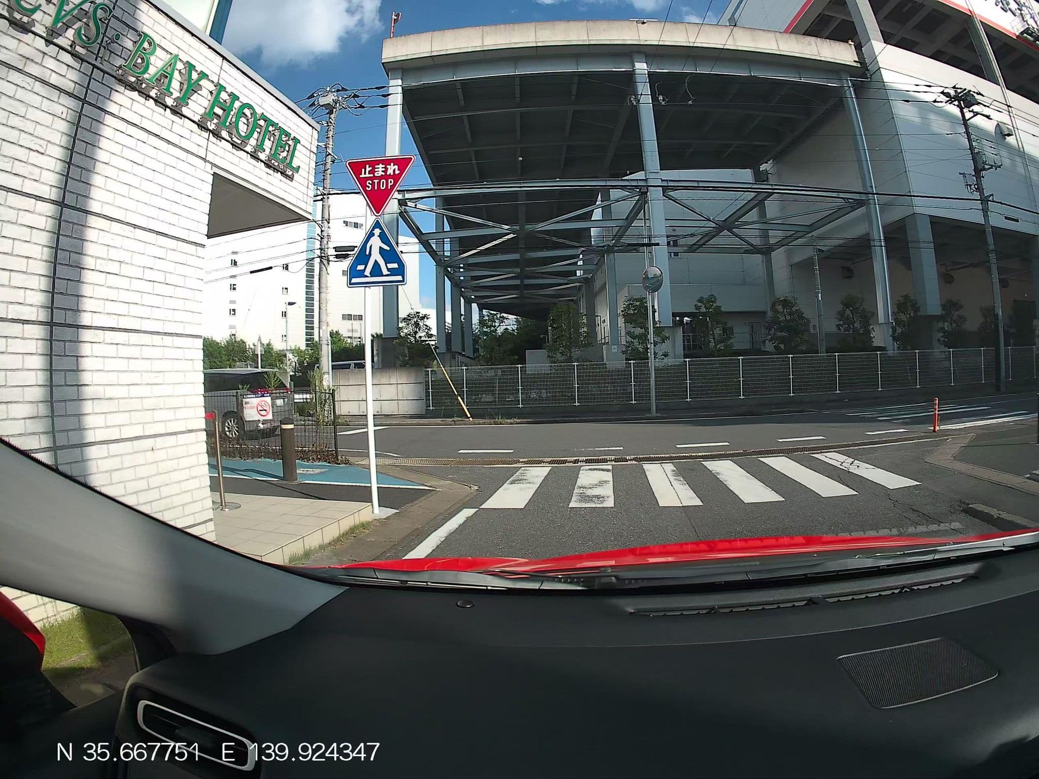 Street view near CVS・Bay Hotel 新館, Urayasu — © mitz (CC BY-SA · Mapillary)
