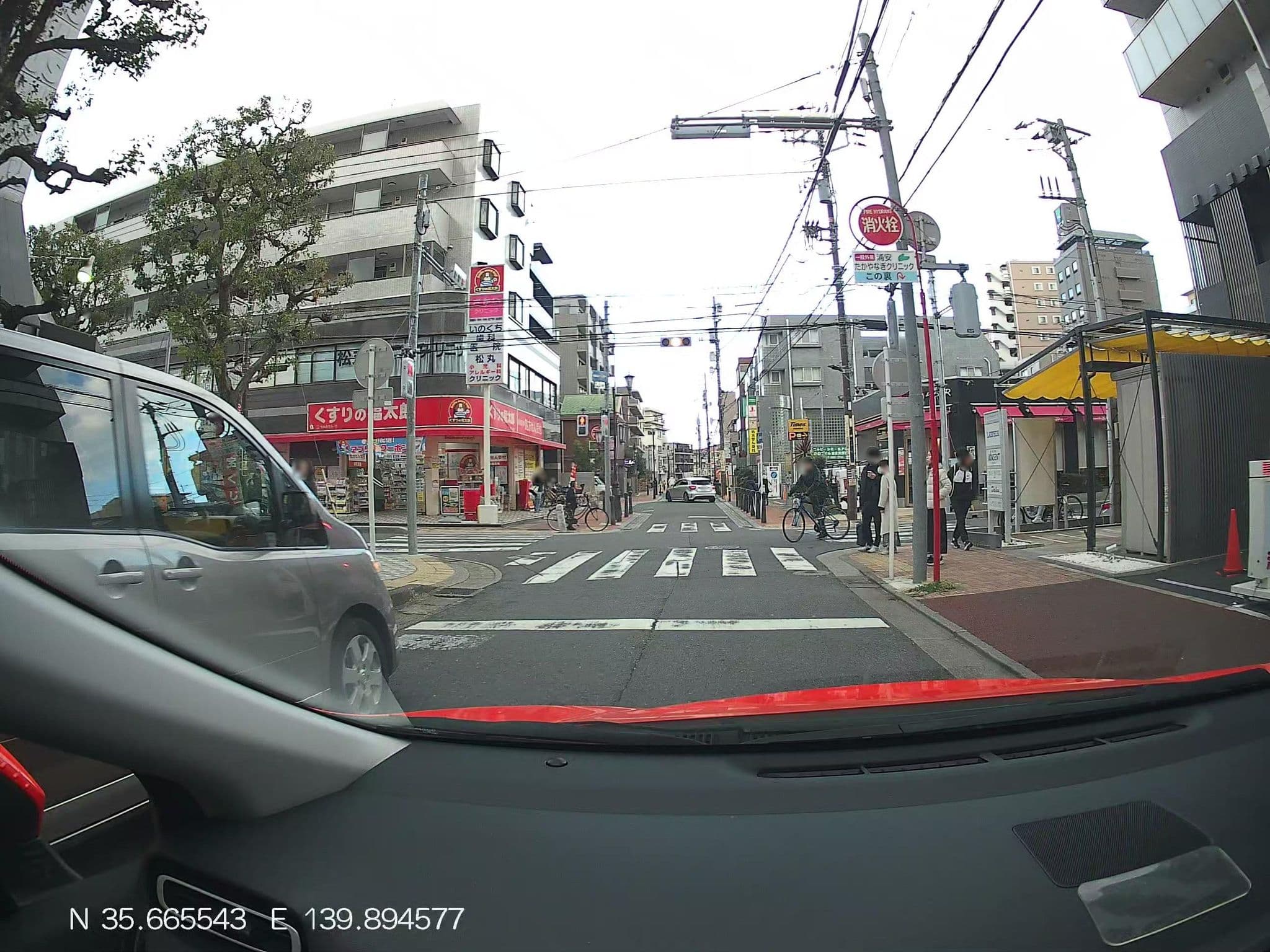 Street view near Bay Hotel 浦安駅前, Urayasu — © mitz (CC BY-SA · Mapillary)
