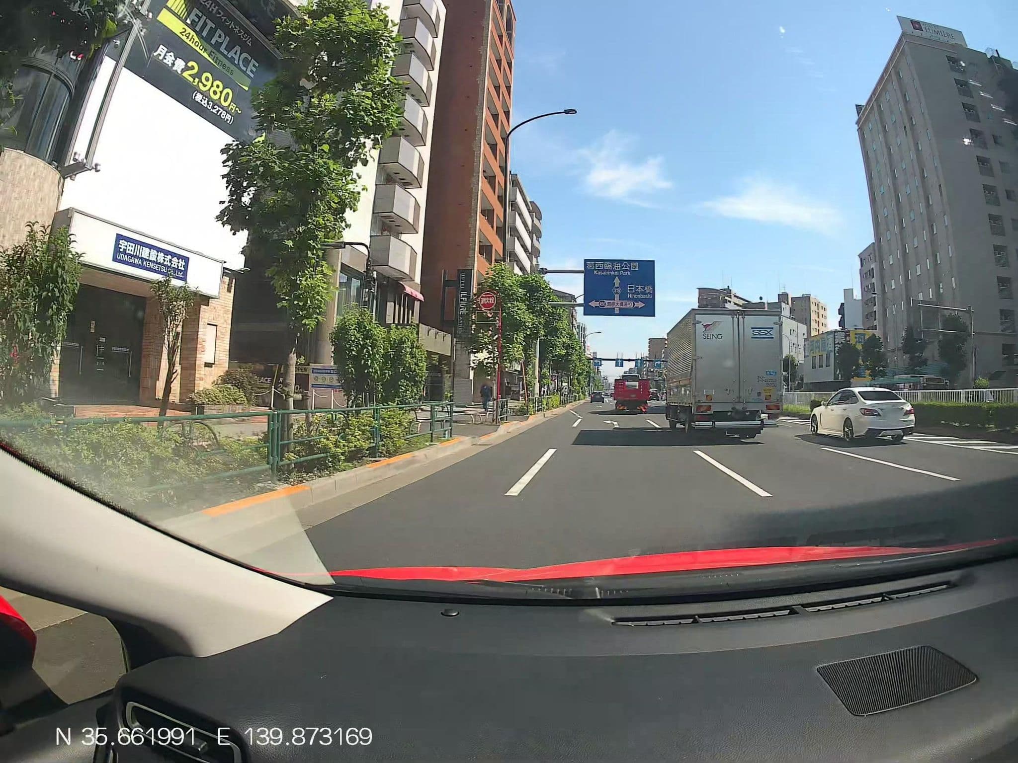 Street view near パールホテル葛西, Funabori — © mitz (CC BY-SA · Mapillary)
