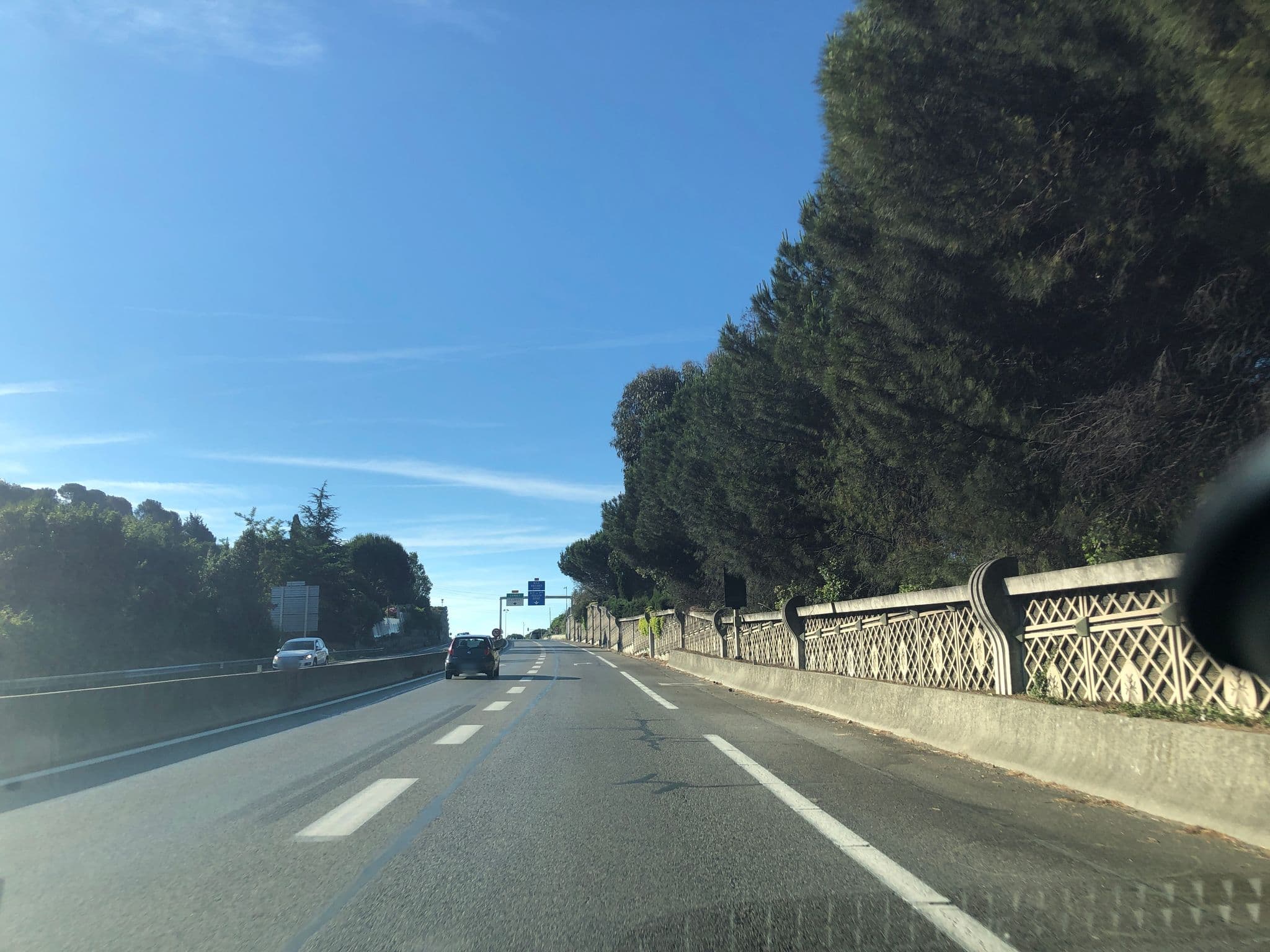 Street view near Domaine de Mai, Mougins — © cquest (CC BY-SA · Mapillary)