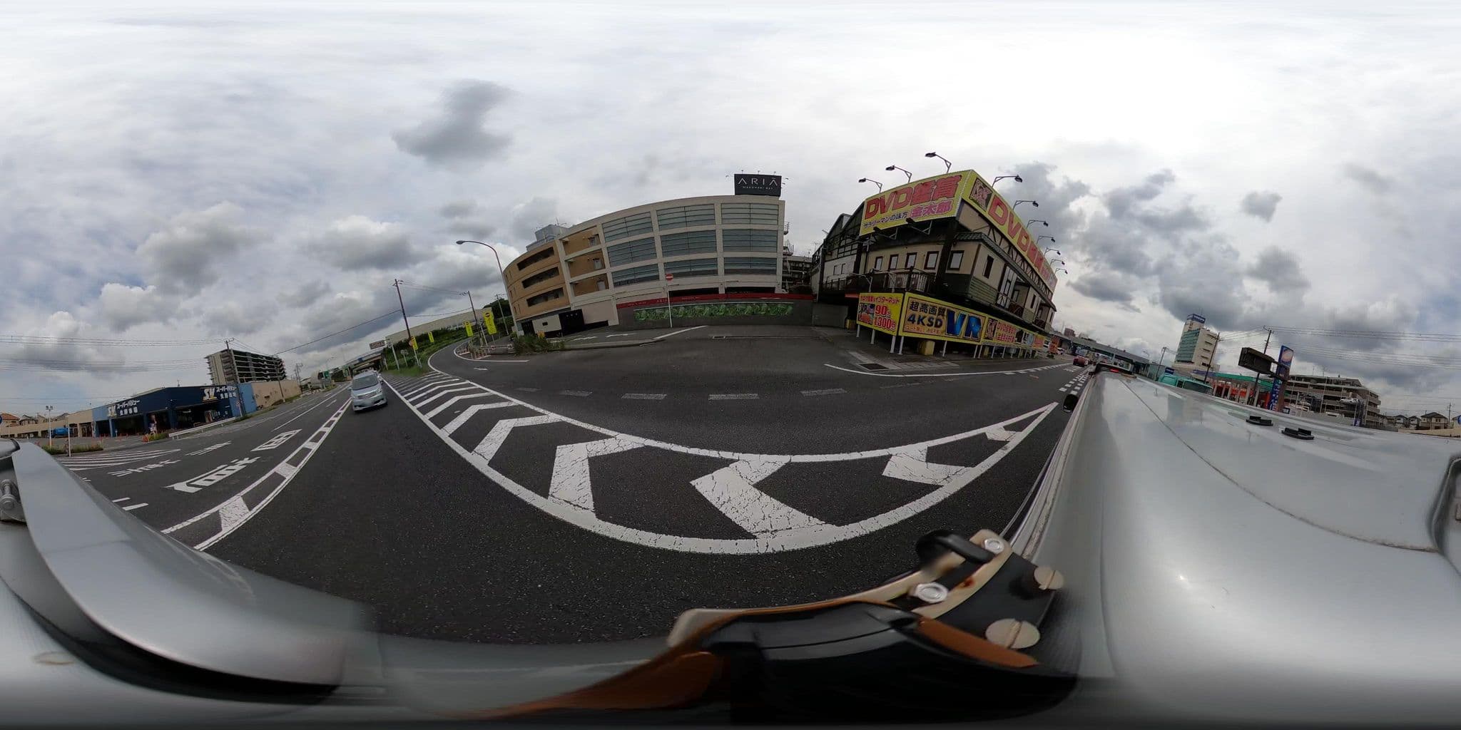 Street view near MakuhariBay HOTEL ill, Narashino — © kojiroucircle (CC BY-SA · Mapillary)