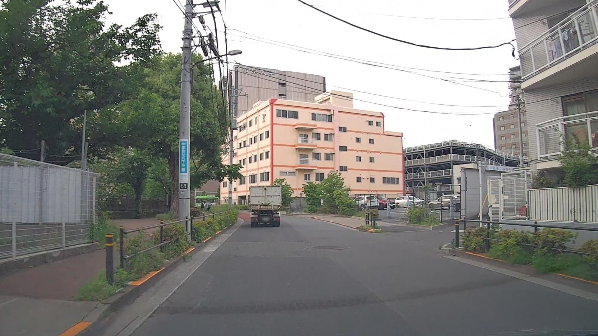 Street view near グンタマハウス, Itabashi — © mzaki (CC BY-SA · Mapillary)