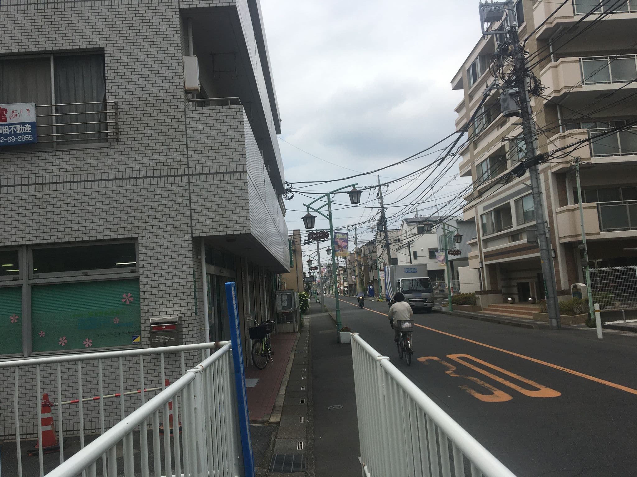 Street view near ワラビーハウス (Wallaby house), Warabi — © musashino5 (CC BY-SA · Mapillary)