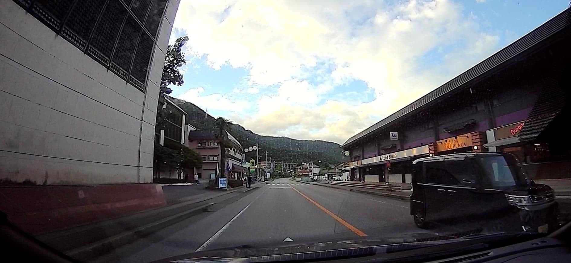 Street view near ホテルサンシャイン鬼怒川, Kinugawa Onsen — © irvinfly (CC BY-SA · Mapillary)