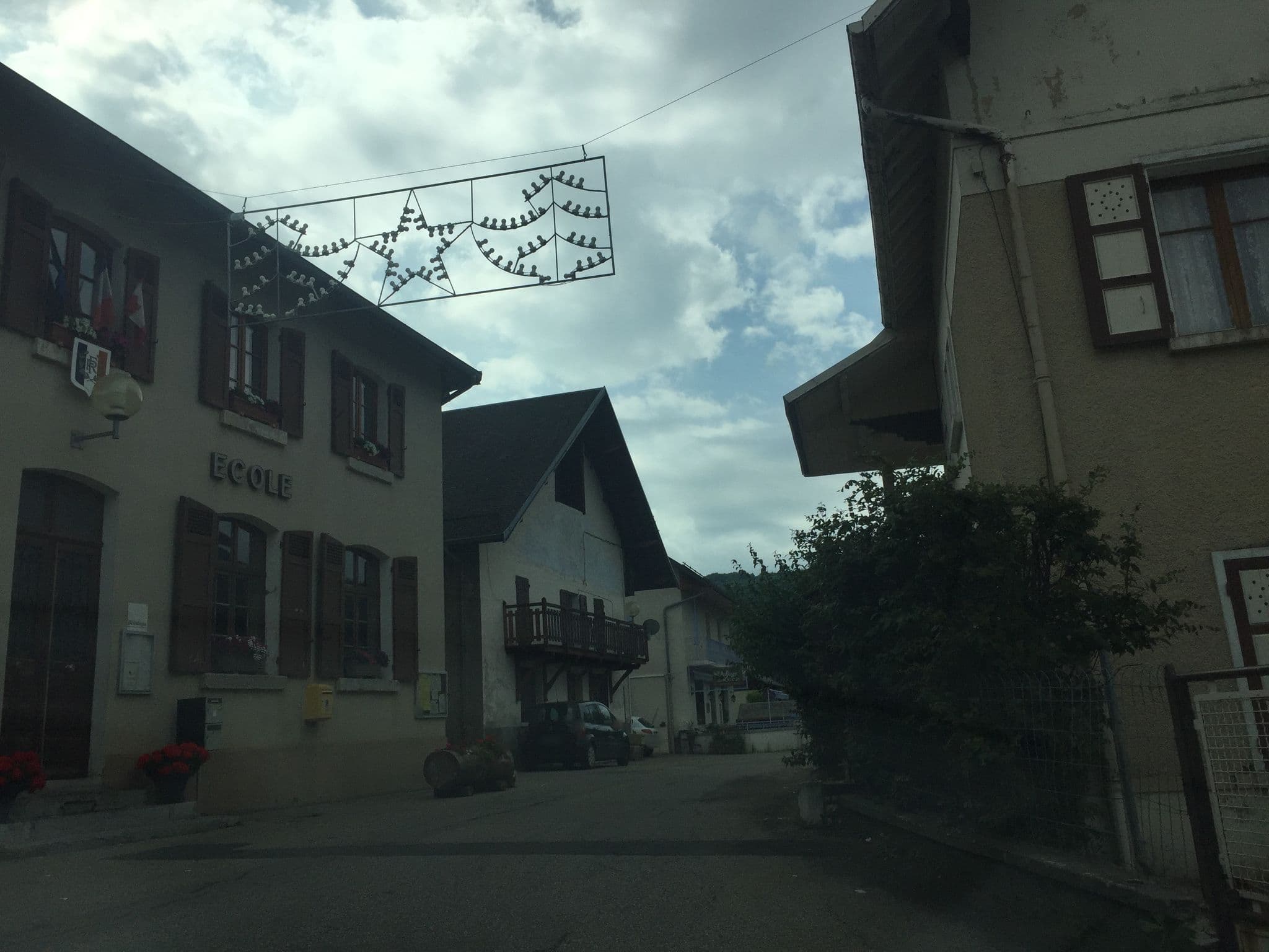 Street view near Gîte Le Lac, Cruet — © pgiraud (CC BY-SA · Mapillary)