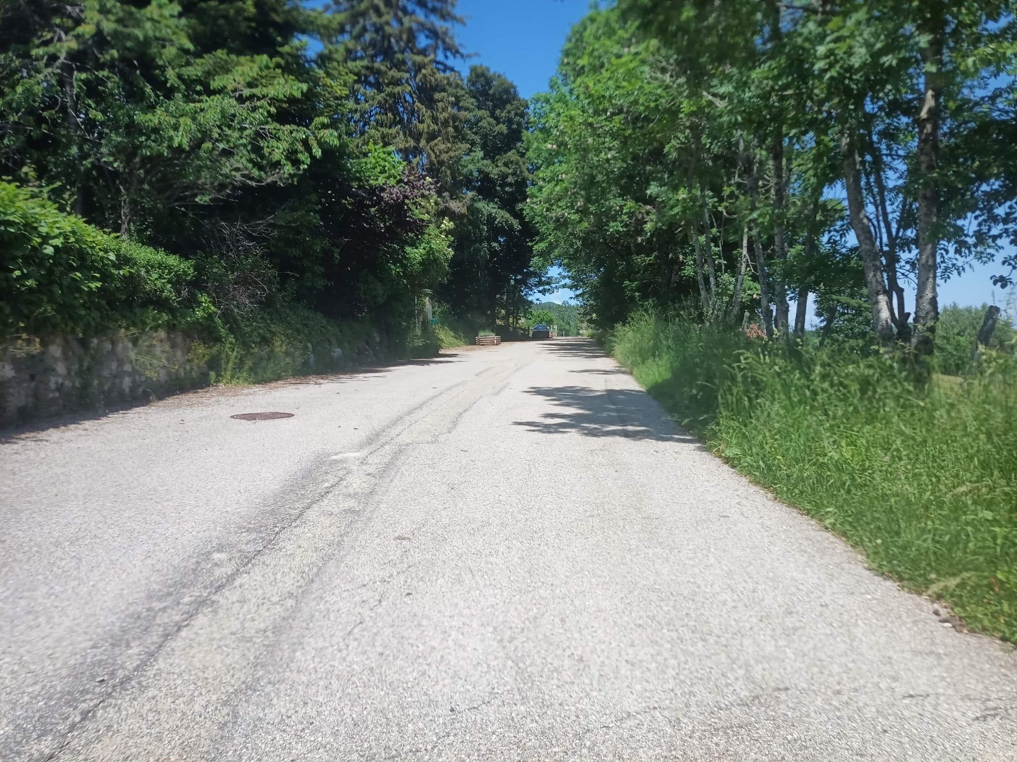 Street view near Gîte Belles Ombres, Barraux — © connermacleod69 (CC BY-SA · Mapillary)