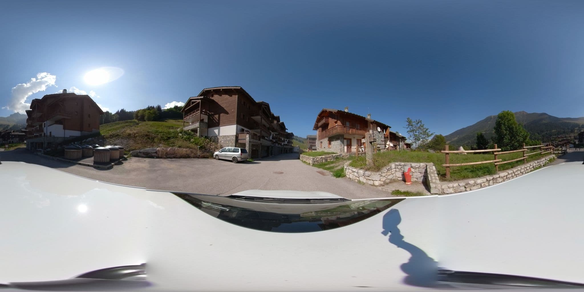 Street view near Fontaine 1 et 2, Aigueblanche — © serfim_cit_y (CC BY-SA · Mapillary)