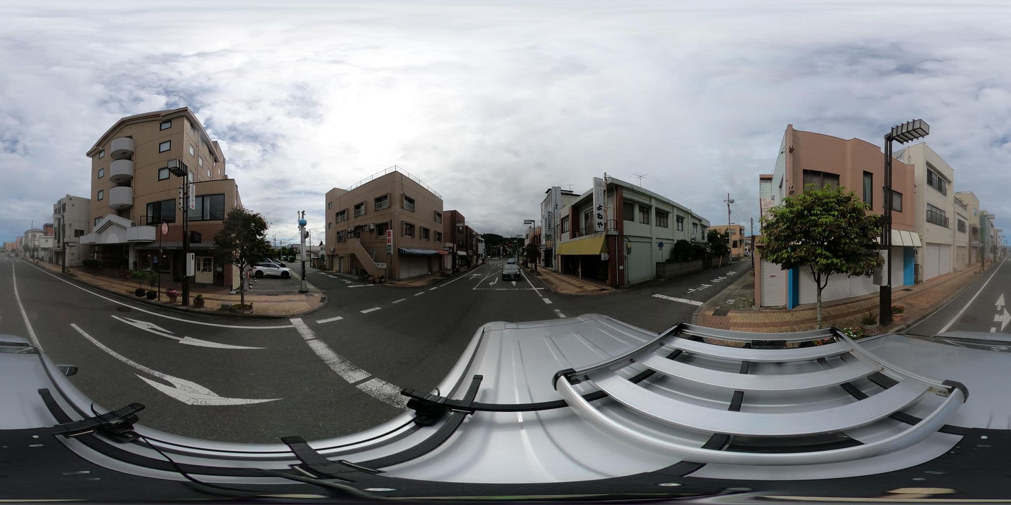 Street view near TAKAHAGI・ホテルクレスト, Takahagi — © loglogy (CC BY-SA · Mapillary)