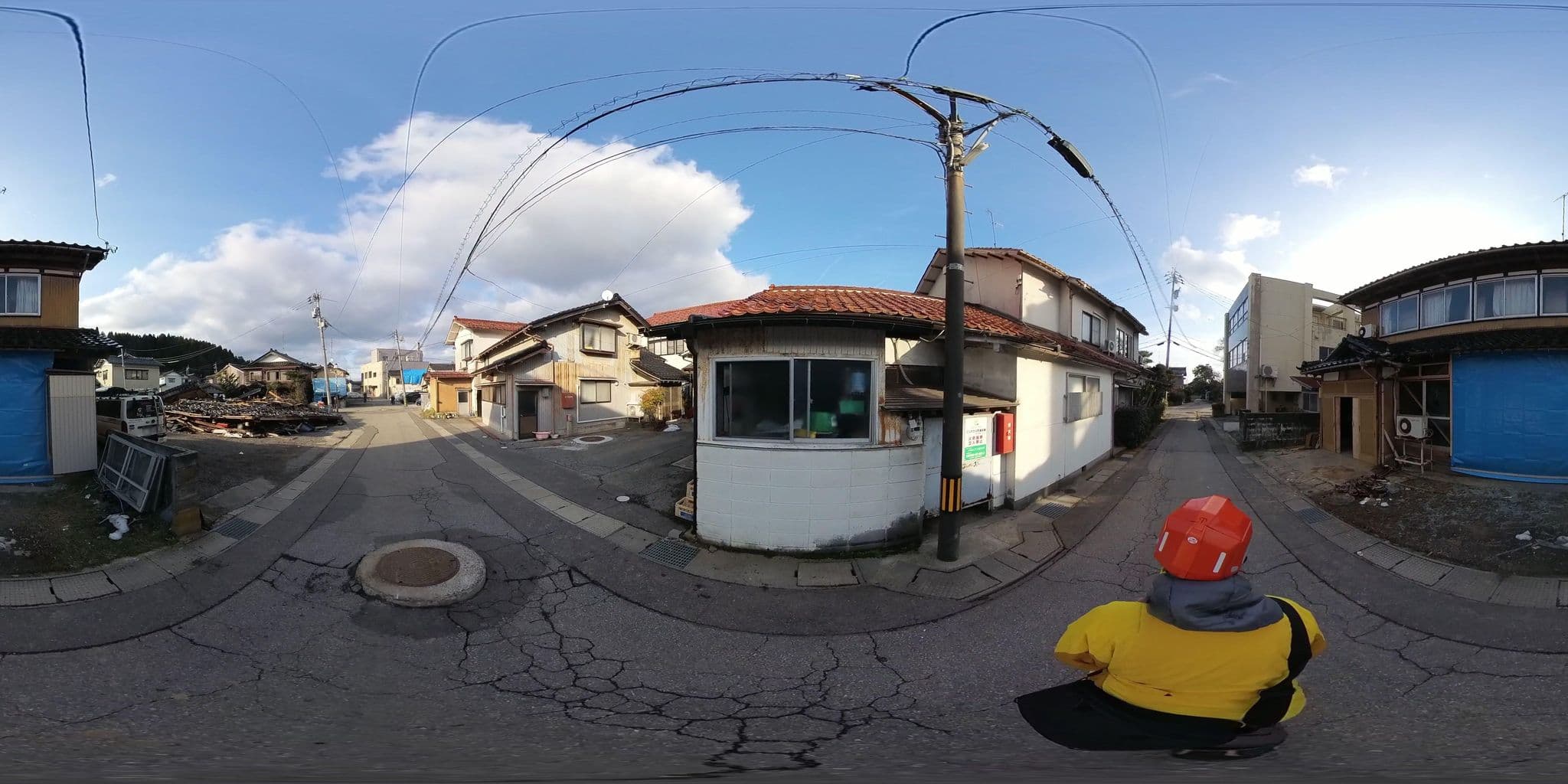Street view near 谷野旅館, Suzu — © obushi (CC BY-SA · Mapillary)