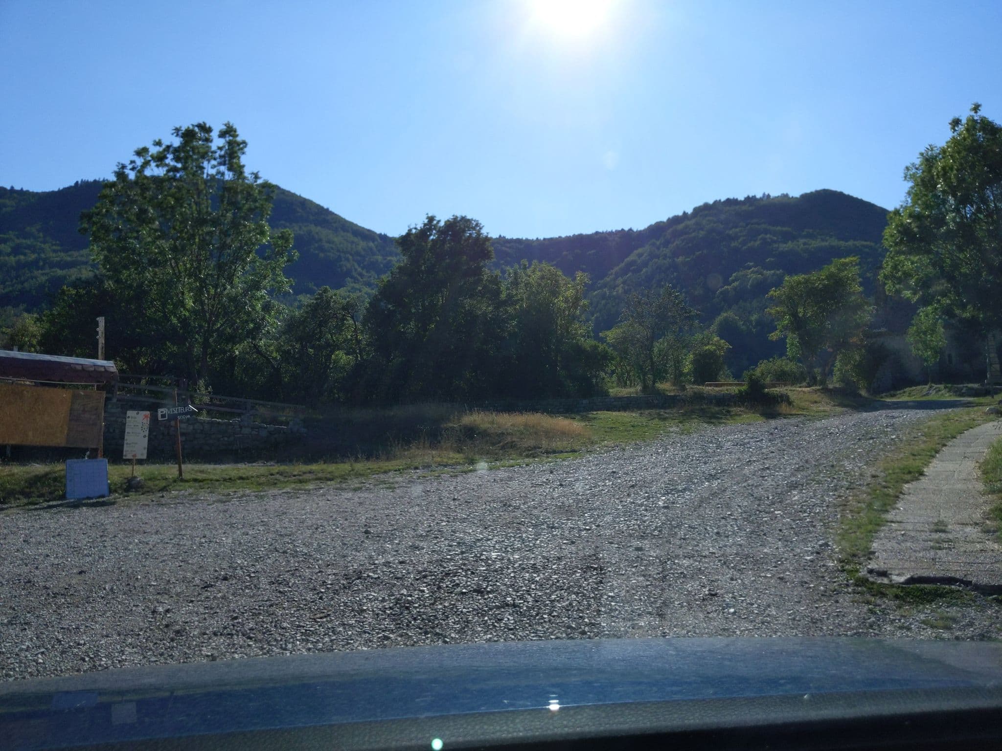 Street view near Village des Jeunes, Veynes — © n0d1 (CC BY-SA · Mapillary)