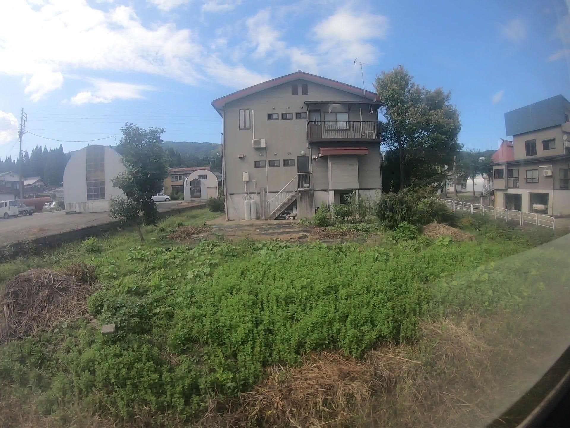 Street view near 加賀屋, Uonuma — © ribbon (CC BY-SA · Mapillary)